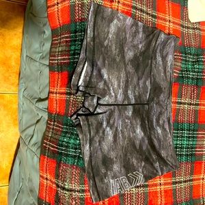 IAB BOOTY CAMO BLACK